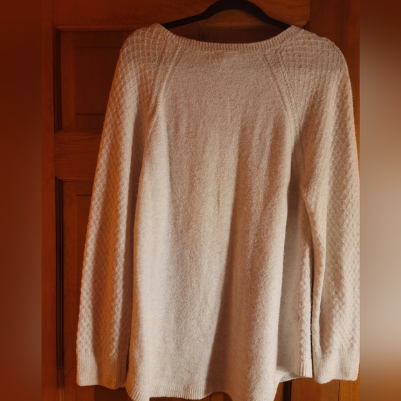 Loft Sweater - Picture 3 of 3